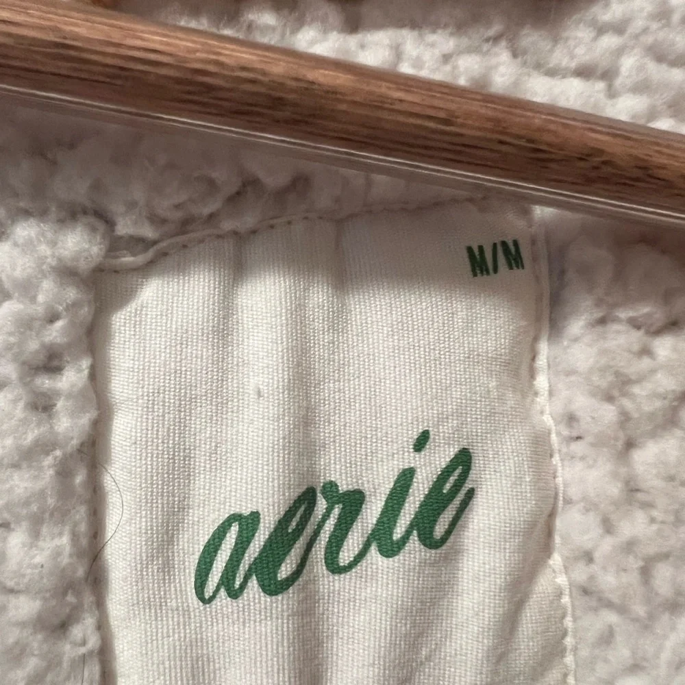 Aerie Women's Plaid Teddy Jacket in Brown and Cream